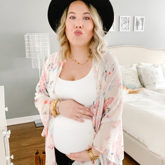 Meet your Posher, Robyn - Picture 5 of 8